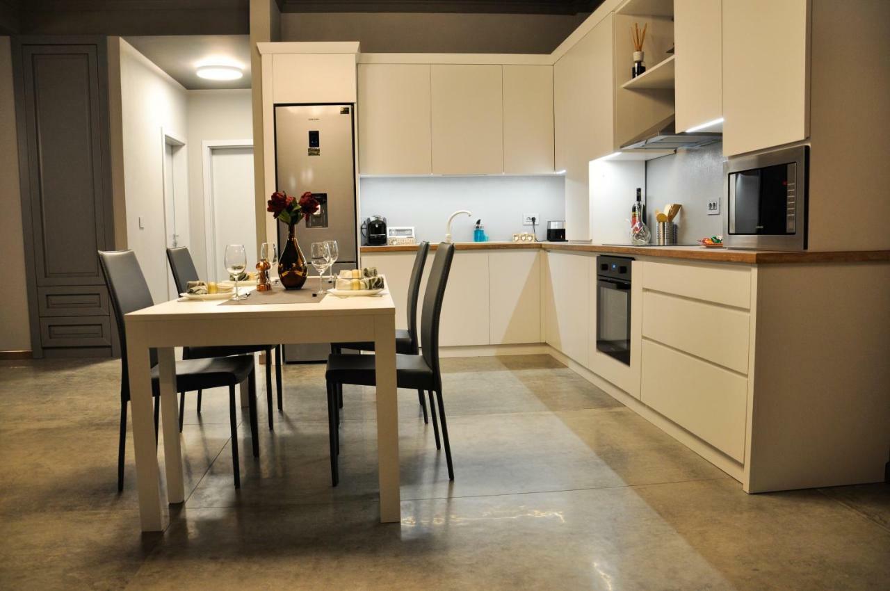 אראד Rubio Residence - Accmonia Luxury Apartment מראה חיצוני תמונה